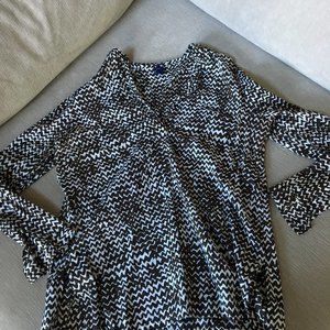 Women's long sleeve top